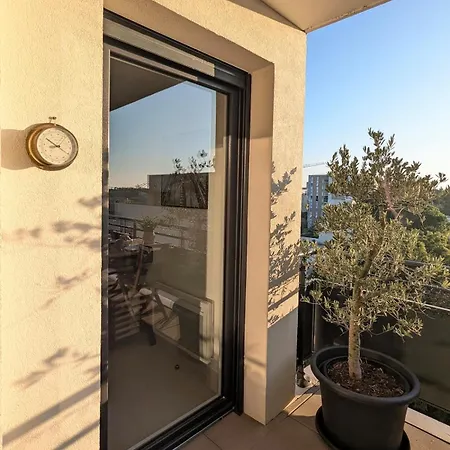 Appartement Beautiful 3-bedroom With Terrace, Park View Montpellier